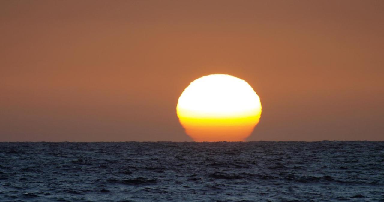 Sunrise Directly At The Sea Apartment La Mareta Ngoại thất bức ảnh